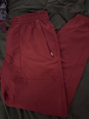 lululemon athletica Men's Burgundy Jogger Pants with Zip Pocket